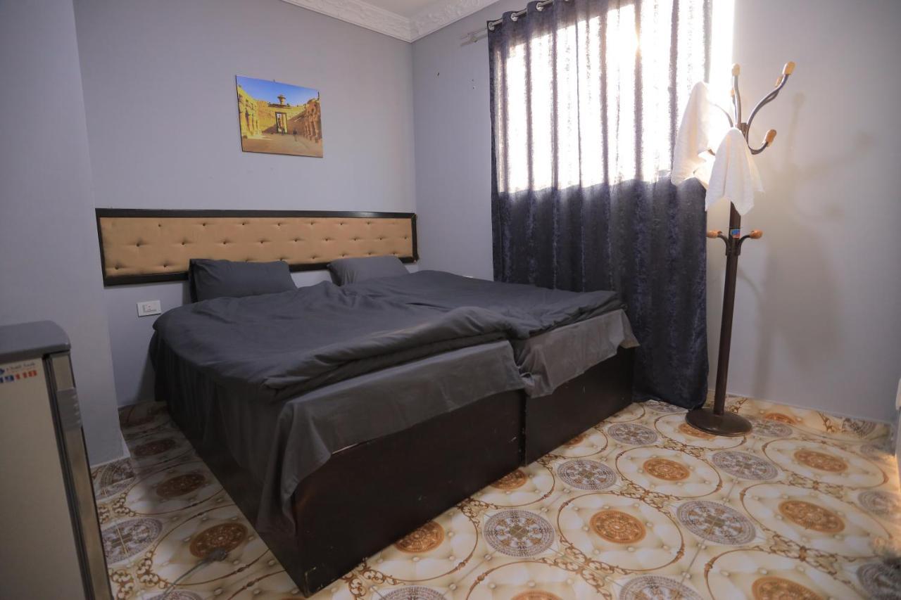 Magic Golden Pyramids View Hotel Kafret el-Gabal Eksteriør billede