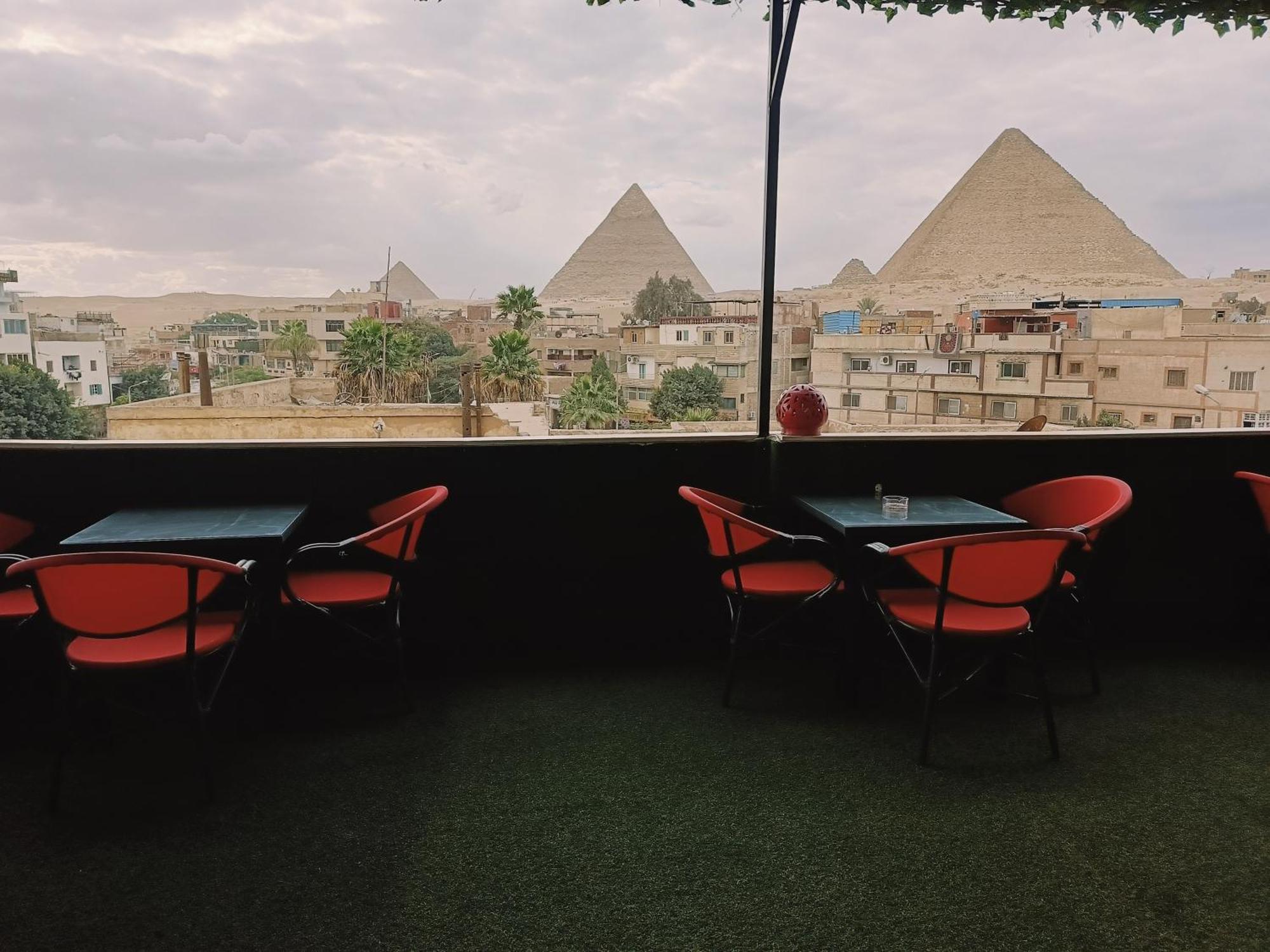 Magic Golden Pyramids View Hotel Kafret el-Gabal Eksteriør billede
