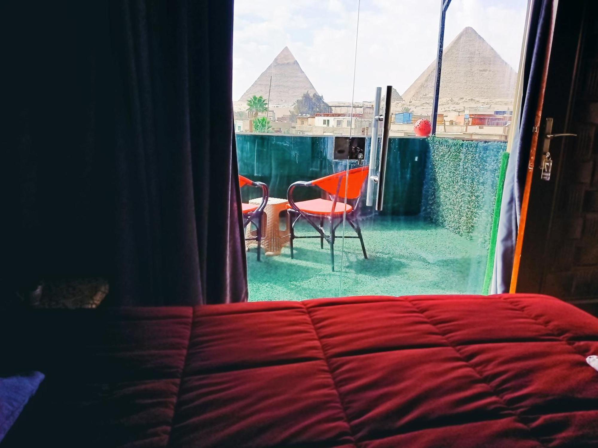 Magic Golden Pyramids View Hotel Kafret el-Gabal Eksteriør billede
