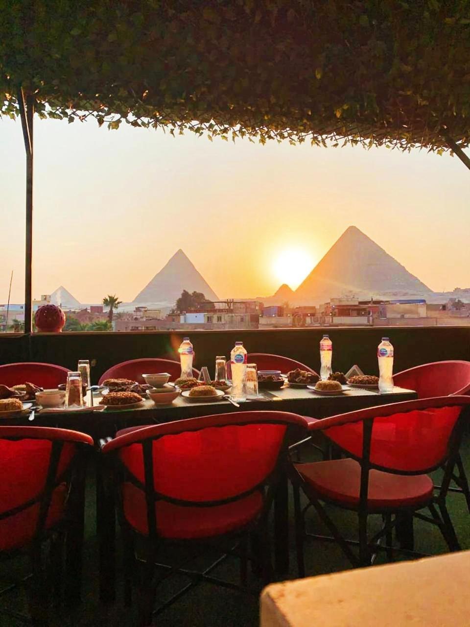 Magic Golden Pyramids View Hotel Kafret el-Gabal Eksteriør billede