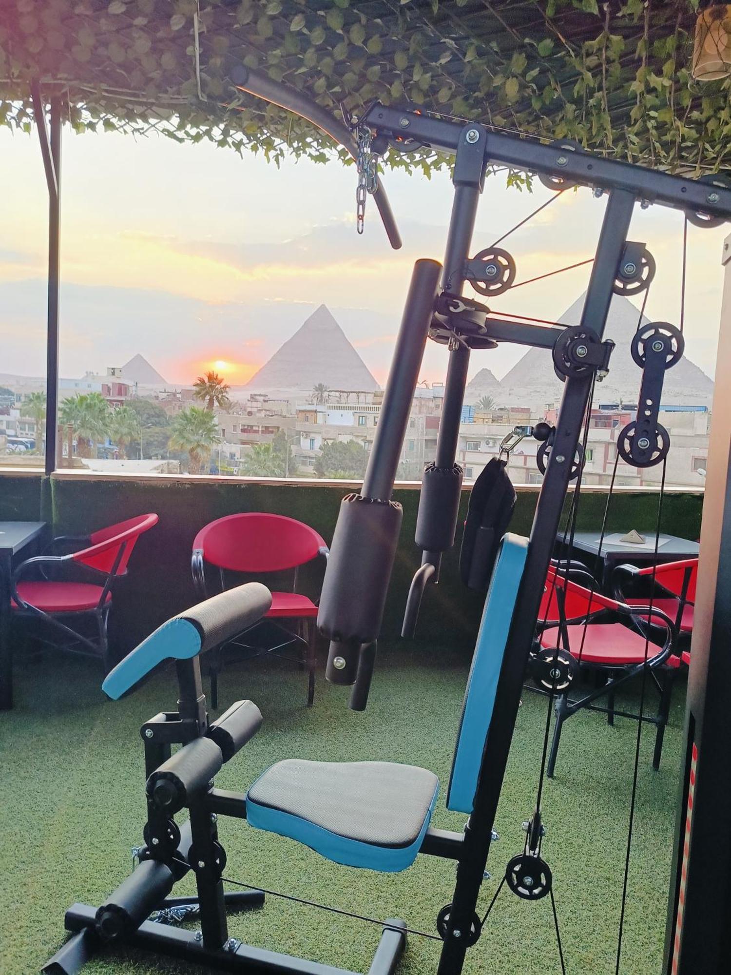 Magic Golden Pyramids View Hotel Kafret el-Gabal Eksteriør billede